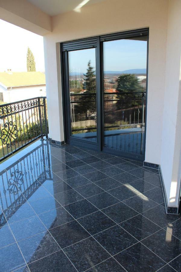 Villa Antunovic Малинска Екстериор снимка