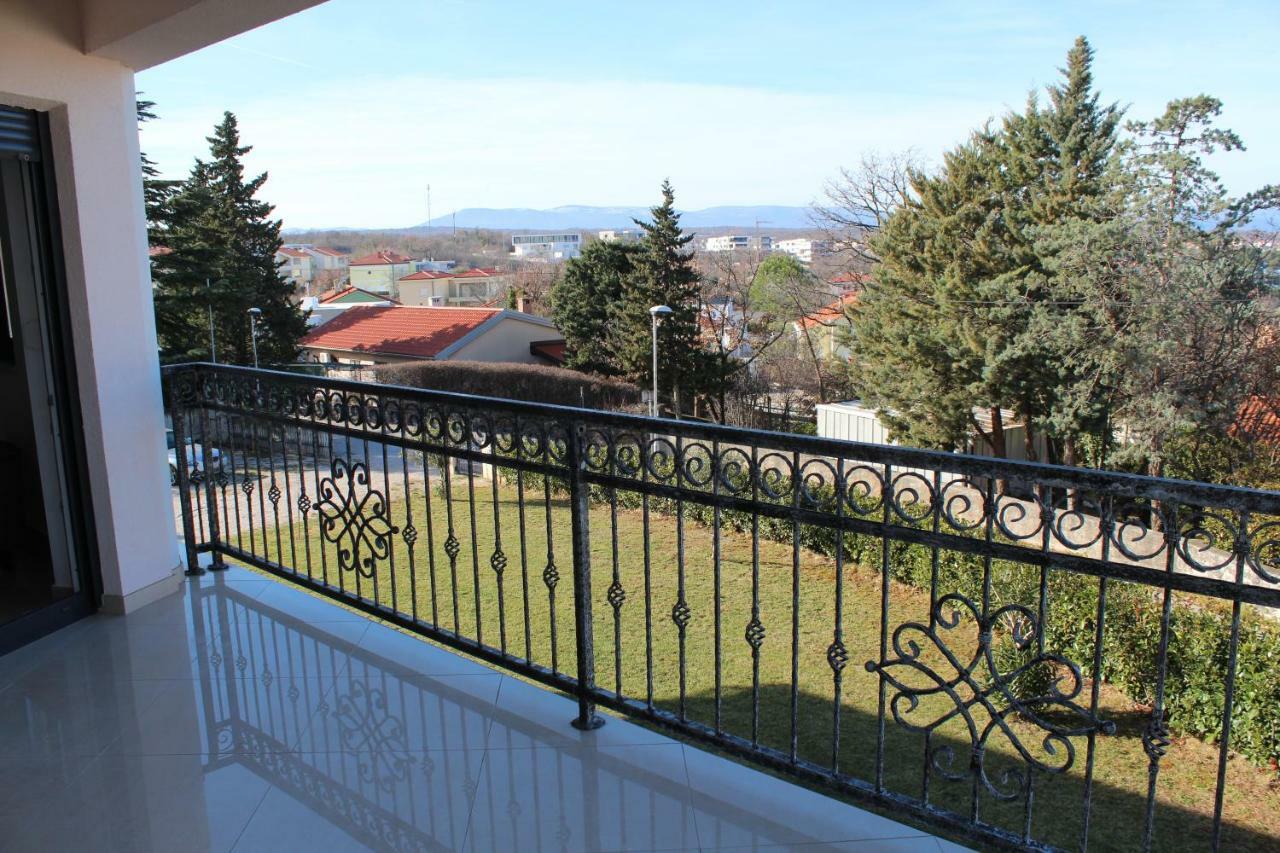Villa Antunovic Малинска Екстериор снимка